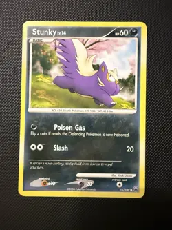 Stunky Lv.14 76/100 Stormfront Pokemon Card - Image 1