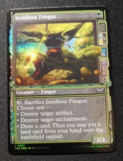 Insidious Fungus - Foil - Showcase - DSK - MTG - EN - NM - 0321 - Image 1