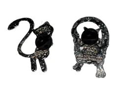 Pokemon Official Mew + Mewtwo Pins Set (Hidden Fates Pin Collection) - Image 2