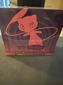 Pokemon TCG: Sword & Shield Fusion Strike ETB Elite Trainer Box Factory Sealed - Image 1