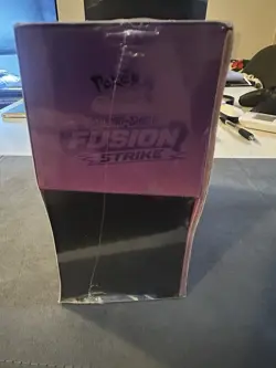 Pokemon TCG: Sword & Shield Fusion Strike ETB Elite Trainer Box Factory Sealed - Image 4