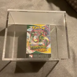 Pokemon TCG: Sword & Shield - Evolving Skies Build And Battle Box! New, Sealed! - Image 1