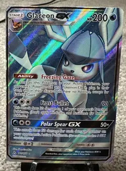 Pokemon TCG Glaceon GX Full Art Holo Card 141/156 Sun and Moon Ultra Prism - Image 1