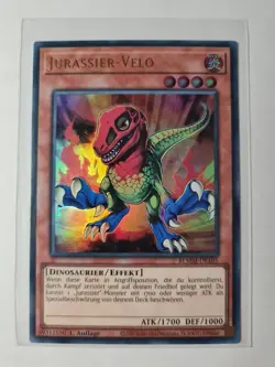 Yu-Gi-Oh! Jurassier-Velo • BLMM-DE105 • Ultra Rare • Deutsch • NM - Image 1