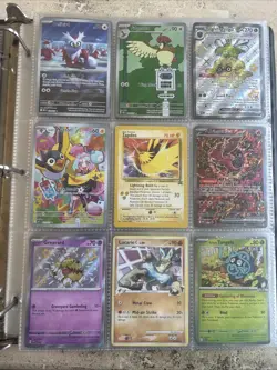 Pokemon TCG Vintage Modern Binder Collection Holos Rares - Image 5