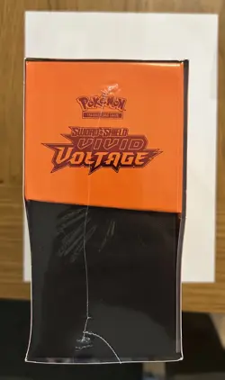 POKEMON TCG SWORD & SHIELD VIVID VOLTAGE ELITE TRAINER BOX ETB FACTORY SEALED - Image 5