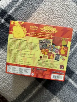 Pokemon TCG Sword & Shield Vivid Voltage Elite Trainer Box ETB - New & Sealed - Image 2