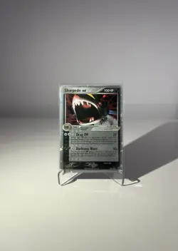 Sharpedo ex 2005 104/107 Holo Rare Pokemon Trading Card - Image 1