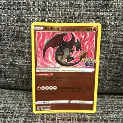 Radiant Charizard 011/078 HOLO Swsh Pokemon Go Pokemon Card - Image 1