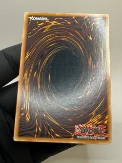 Yugioh Red-Eyes Darkness Metal Dragon Limited Edition Ultra Rare JUMP-EN030 NM - Image 3