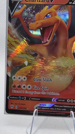 Pokemon TCG Charizard v Darkness Ablaze Ultra Rare Holographic Card 019/189 - Image 3