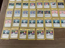 Pokemon base set and fossil lot of Cards Common Uncommon 185 cards NM - Image 3