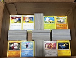 HUGE Pokemon BULK lot 22lbs 4200+ Cards Common Uncommon HOLO RARE Reverse Holo - Image 5