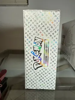 Pokemon: Scarlet & Violet - 151 Ultra-Premium Collection - Image 4