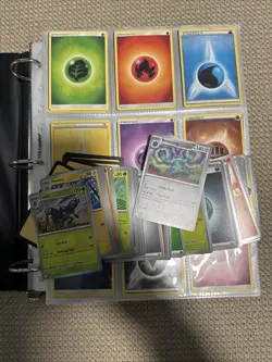 Pokemon Card Binder Collection With Trick Or Trade Booster Bundle 2022 - Image 2