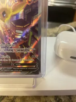 Pokemon TCG Jolteon v SWSH183 Black Star Promo Holo Full Art Card - Image 4