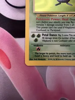 Vileplume 15/64 Jungle Holo Pokemon TCG WOTC Vintage LP - Image 3