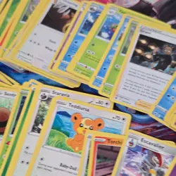✨ 4LB Pokemon Card lot mixed Sets ✨ - Image 2