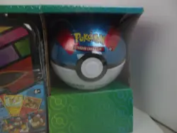 Pokemon Eevee Lunchbox Tin Pokeball TCG Treasures Booster Packs Foil Cards NEW 820650101366 - Image 3