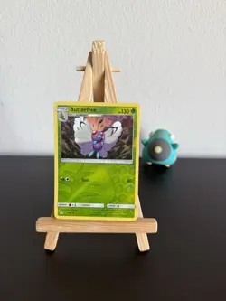 Butterfree 2019 Hidden Fates Reverse Holo Rare Pokemon Card 3/68 (NM) - Image 1