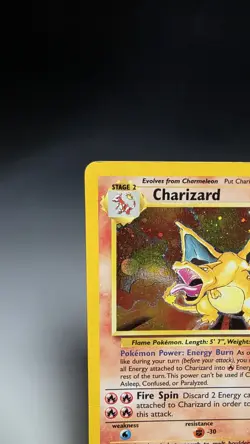 Pokemon Charizard 4/102 Base Set Holo Rare 120 HP Wizards of the Coast - Image 3
