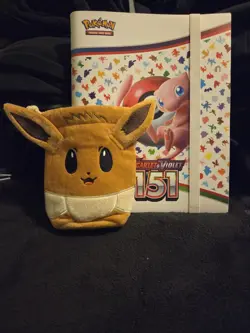 Pokemon TCG Scarlet Violet 151 Binder With Free Eevee Pouch. (Used) - Image 1