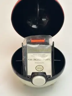 VINTAGE 1999 Pokemon Burger King 23K Gold Plated JIGGLYPUFF Card + Pokeball Case - Image 5