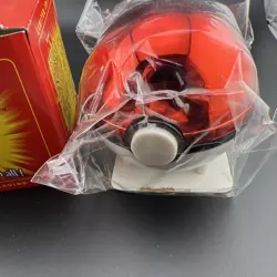 1999 Pokemon Pikachu 23k Gold Plated Trading Card & Pokeball Burger King Sealed - Image 2