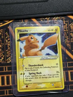 Pikachu Gold Star Holo Rare 104/110 Holon Phantoms Gold Star Pokemon - Image 1
