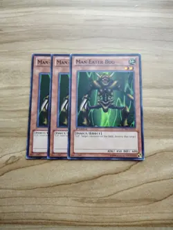Yu-Gi-Oh! - Man-Eater Bug 3X - Complete Playset Of Cards - Image 1