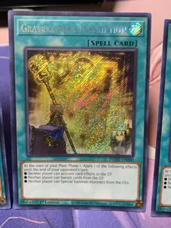 Yu-Gi-Oh! Gravekeeper's Inscription Secret Rare 1st Edition PHHY-EN000 - Image 2