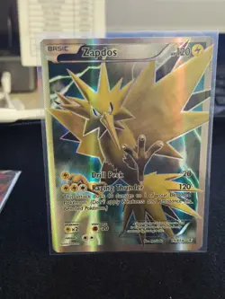 Pokemon Zapdos 29/83 Generations Holo Rare - Image 1