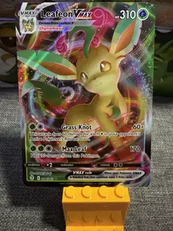 Pokemon TCG - Leafeon VMAX - 008/203 - Ultra Rare SWSH Evolving Skies - Image 1