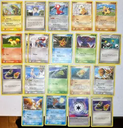 Lot of 45 Pokemon Cards - Dragon Frontiers, Delta Species, & More 2004-2008MP/LP - Image 1