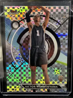 2023-24 Topps Finest Victor Wembanyama RC Rookie X-Fractor #76 San Antonio Spurs - Image 1