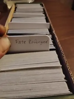 Magic: The Gathering Mixed Card Lot w/ Storage box - Image 2