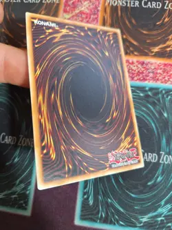 Yu-Gi-Oh! TCG Dark Magician Girl MVP1-ENS56 Secret Rare 1st Edition Near Mint - Image 4