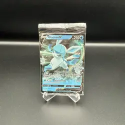 Pokemon TCG Glaceon v Evolving Skies 040/203 Holo Ultra Rare Sealed - Image 1