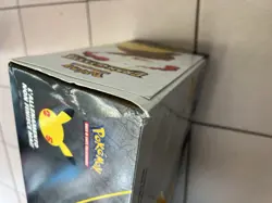 Pokemon TCG Gran Festa Collezione Premium con Statuina Pikachu VMAX - 10 Buste 820650601798 - Image 5