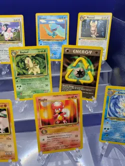 Pokemon Vintage 1st Edition Neo Genesis Lot 1995-2000 Nintendo includes Rares - Image 4