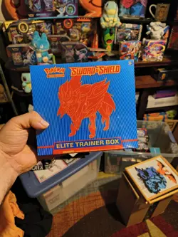 Pokemon Sword and Shield Base Set Elite Trainer Box ETB Zamazenta SEALED 2020 - Image 1