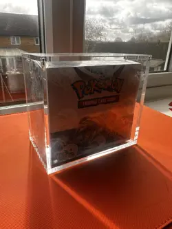 Pokemon TCG: Silver Tempest Booster Box 36 Packs New Sealed (With Acrylic Case) - Image 2