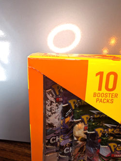 Pokemon Tag Team Reshiram & Charizard GX Premium Collection - Image 3