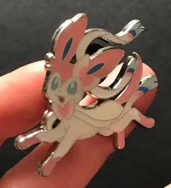 Sylveon V Memories Shiny Pokemon Pin Badge Metal 2021 Enamel Eeveelution RARE - Image 4