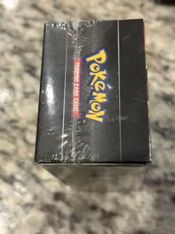 Pokemon TCG: Sword & Shield DARKNESS ABLAZE Build & Battle Kit Factory Sealed - Image 3