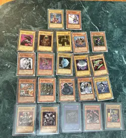 Lot of 22 cards 1996 Yu-Gi-Oh Holographic Rare Vintage Trading Cards - Image 1