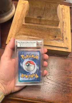 Pokemon LUGIA Neo Genesis - 1st Edition ERROR CASE | English BGS 6.5 - Image 2