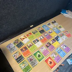 Pokemon 31 Card Bundle TCG 100% genuine Pokemon Cards - Image 4