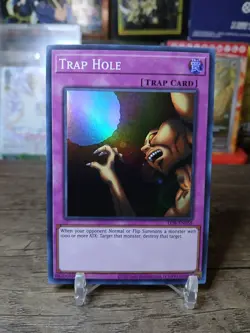 Trap Hole LOB-EN058 Super Rare 25th Anniversary Edition NM - Image 1