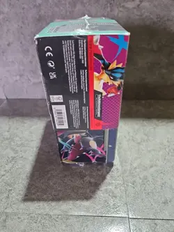 Pokemon TCG - Collector Chest Mega Gardevoir & Mega Lucario SEALED - In Hand - Image 5